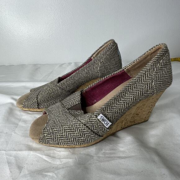 TOMS Shoes Womens Size 7 Wedges Herringbone Cork Heel Open Toe Peep Toe Casual - Picture 1 of 8